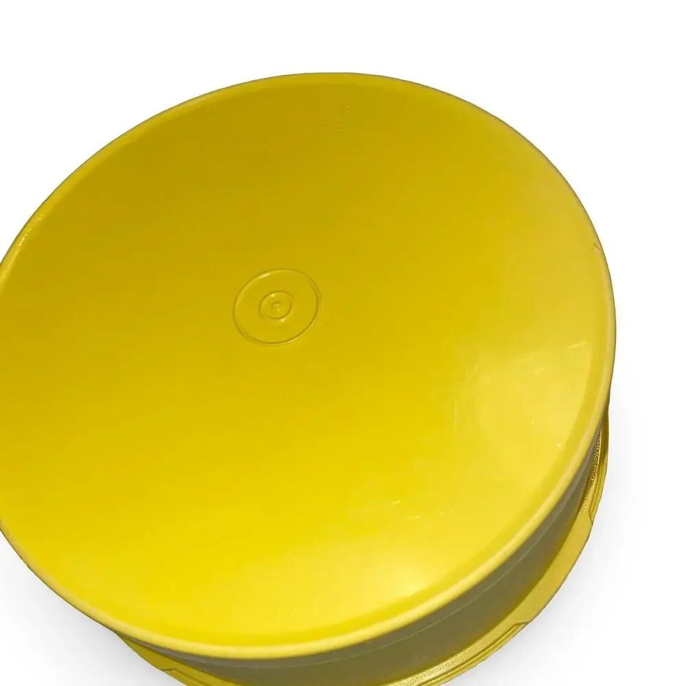 Tupperware 1204 1205 Yellow Servalier Bowl Set Starburst Lid Canister Vintage